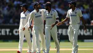 牌和其他世 牌和其他世