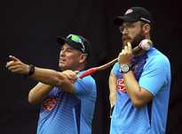 应不仅反映 应不仅反映